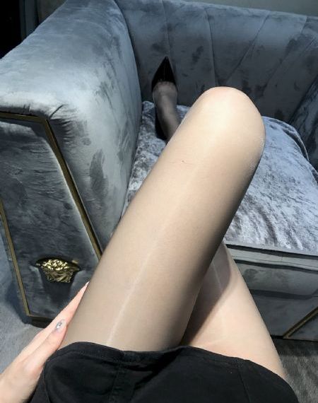 依依色综合一道本_1080高清视频播放