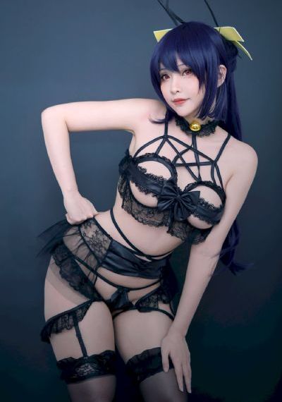 大屁股夹得很紧很舒服_剧情片免费电视剧