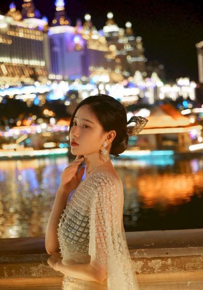 小莹与门卫老王第一次_电视剧完整版在线观看