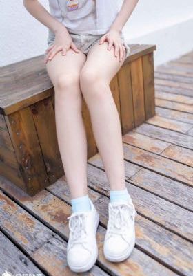 蜜桃视频嗯嗯哦哦_HD全集免费播放