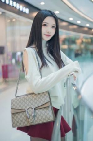 亚洲一区一坊蜜汁丝袜_超清免费观看最新