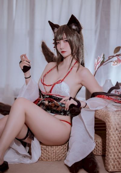 白嫩白嫩美女极品国产在线观看_电影在线观看免费