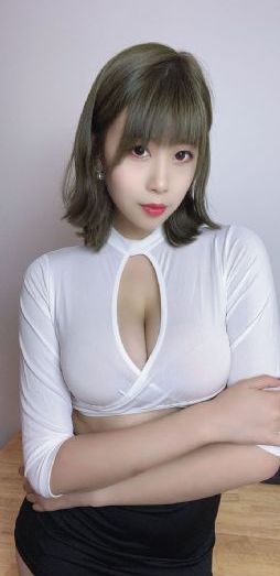 十七岁中国免费观看第一集_4K最新电影在线观看
