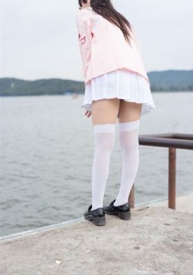 国产丝袜二区在线播放_蓝光免费播放