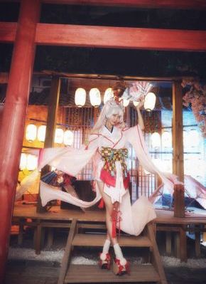 汤芳大胆69人体_国产剧免费观看