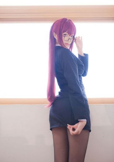 用舌头伸进她腿间花缝里的小说_720高清完整版